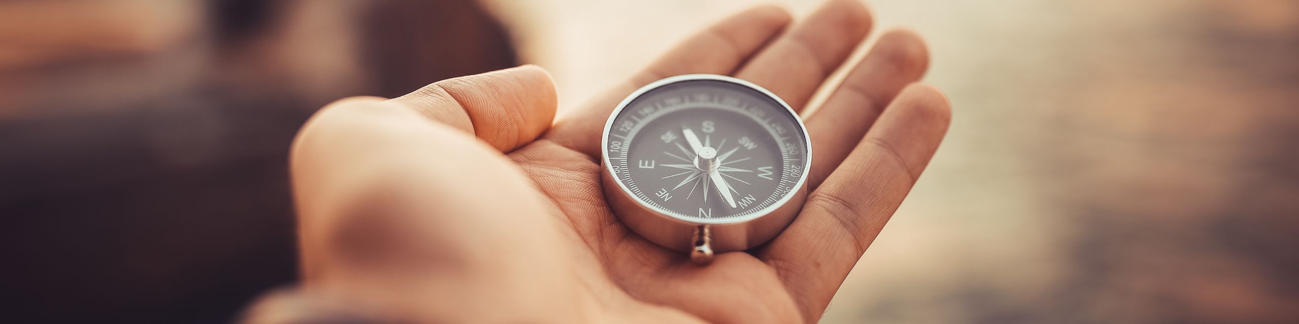 Mapa y brújula Mapa y brújula