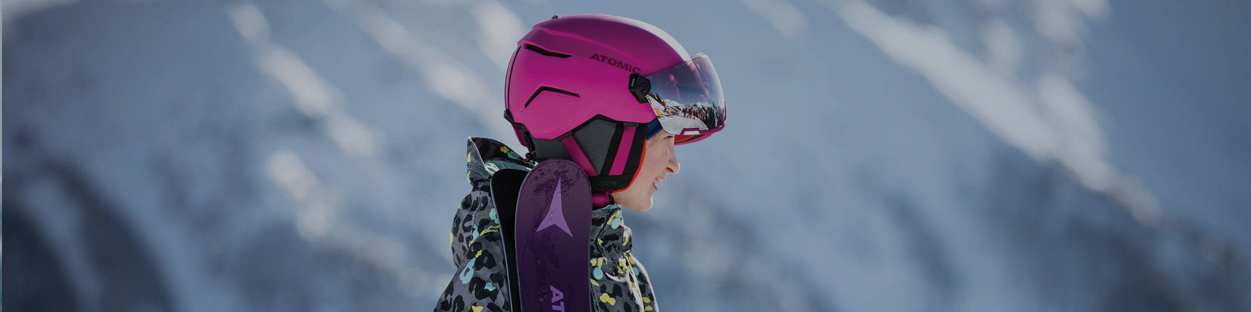 Ski Helmet with visor for kids