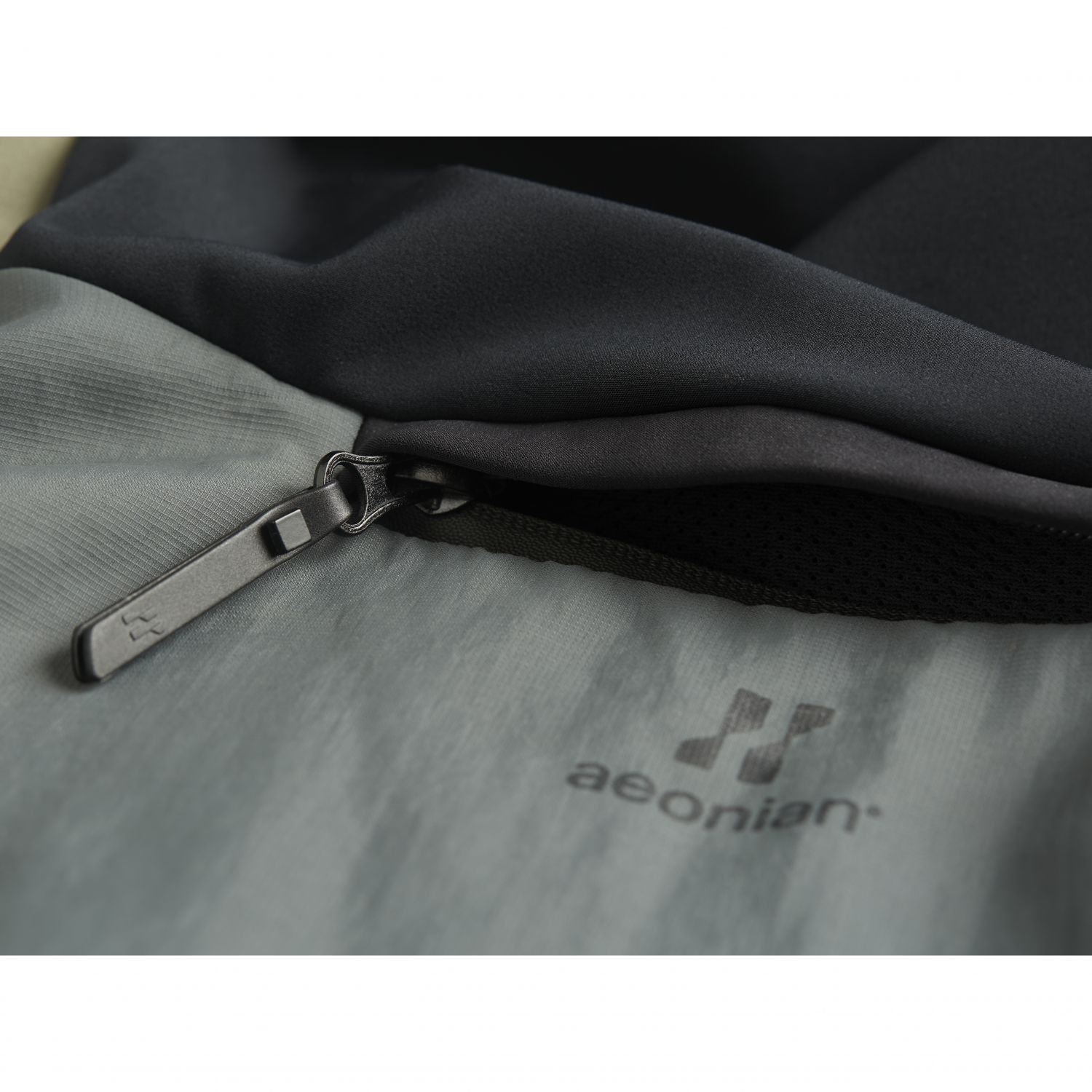 Aeonian the FENIX, giacca softshell, uomo, nero/khaki