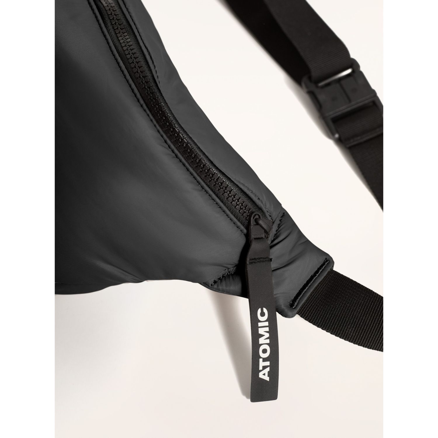 Atomic Snowcloud Sling Bag, Svart