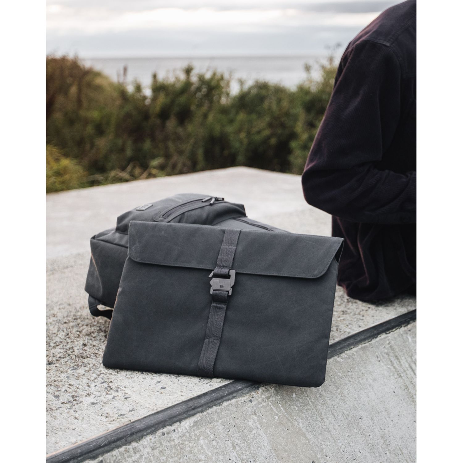 Capa para portátil Db Essential 16, gnaisse