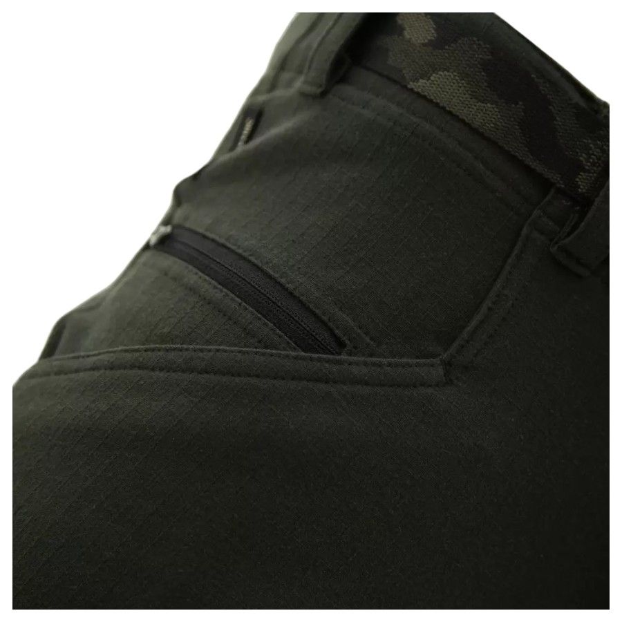 Carinthia Goldeck Shorts, unisex, metsä