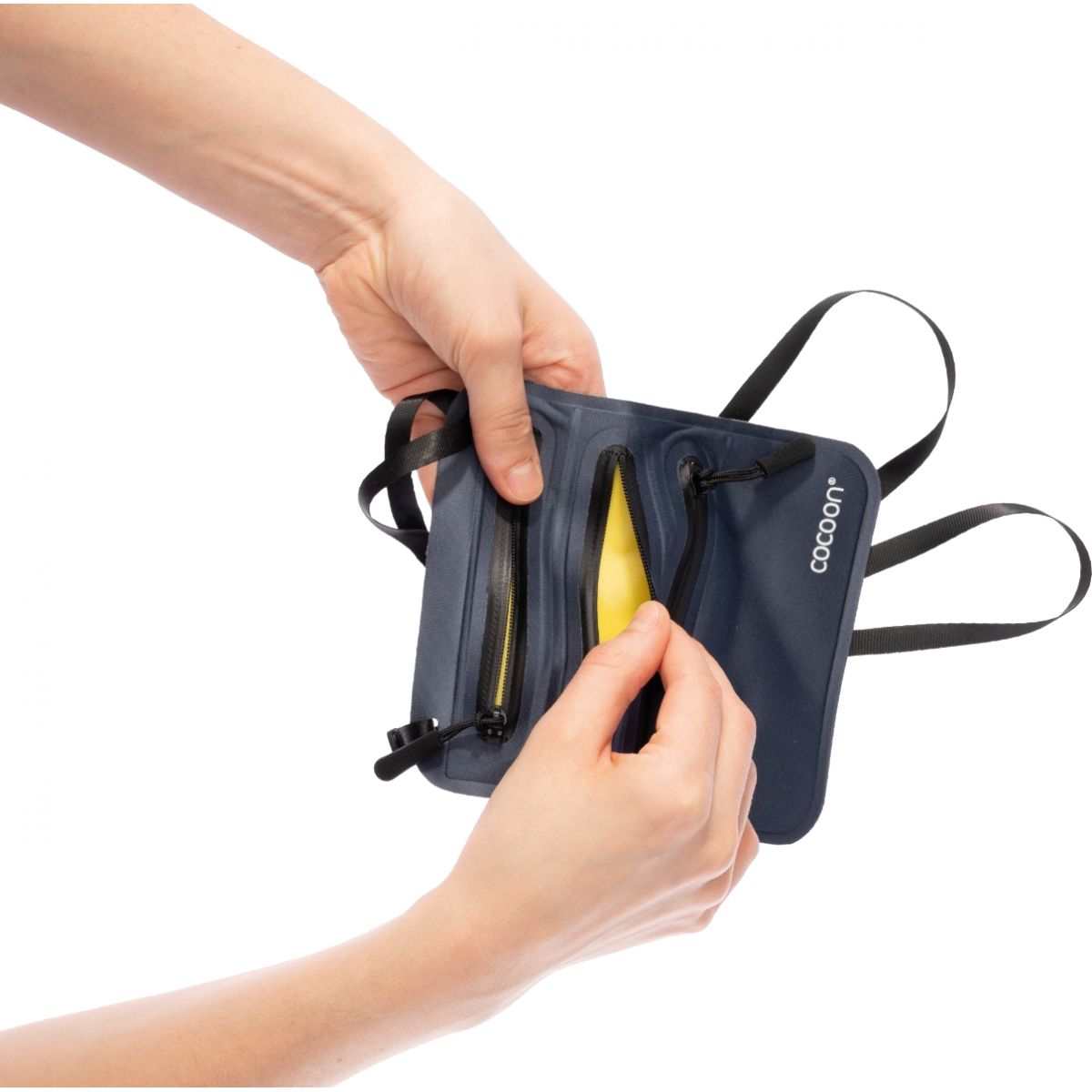 Cocoon Secret Neck Wallet,19x16 cm, peňaženka, navy/yellow