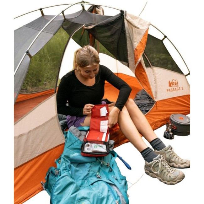 Coghlans Trek III First Aid Kit, førstehjælpssæt