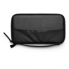 Db Essential Passport Cover, black out