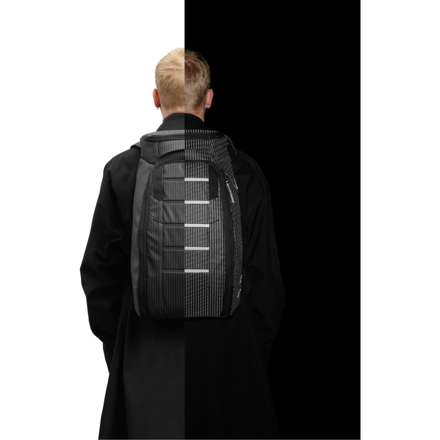 Db Hugger, 25L, blackpack, reflective black