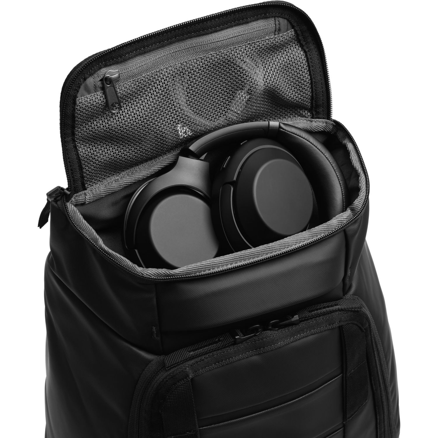 Db Hugger, 25L, blackpack, reflective black