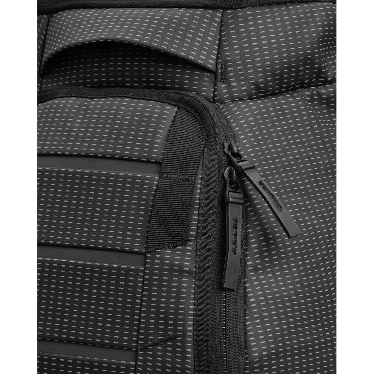 Db Hugger, 30L, batoh, reflexná čierna
