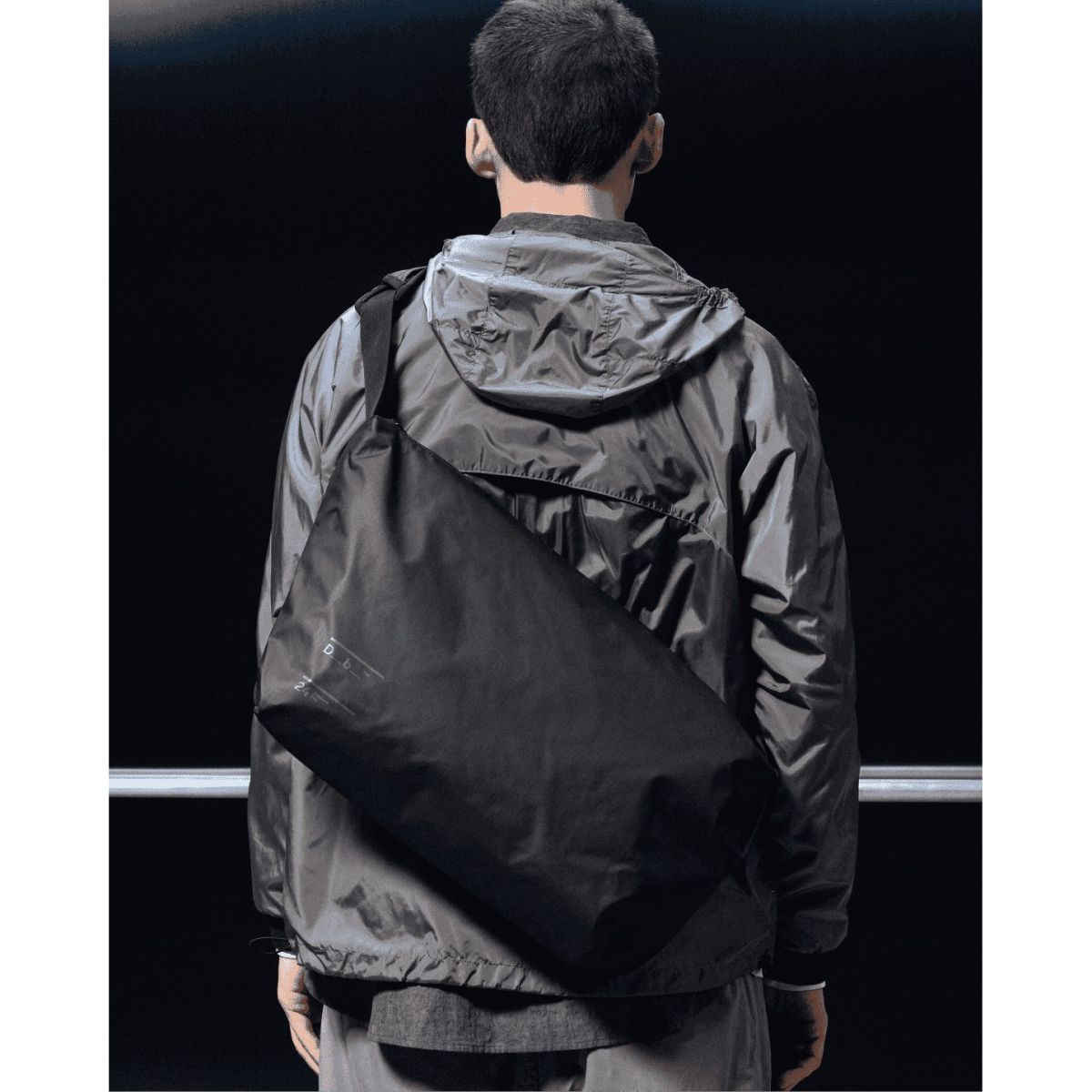 Db Ramverk Pro Bolsa transversal 24L, Black Out