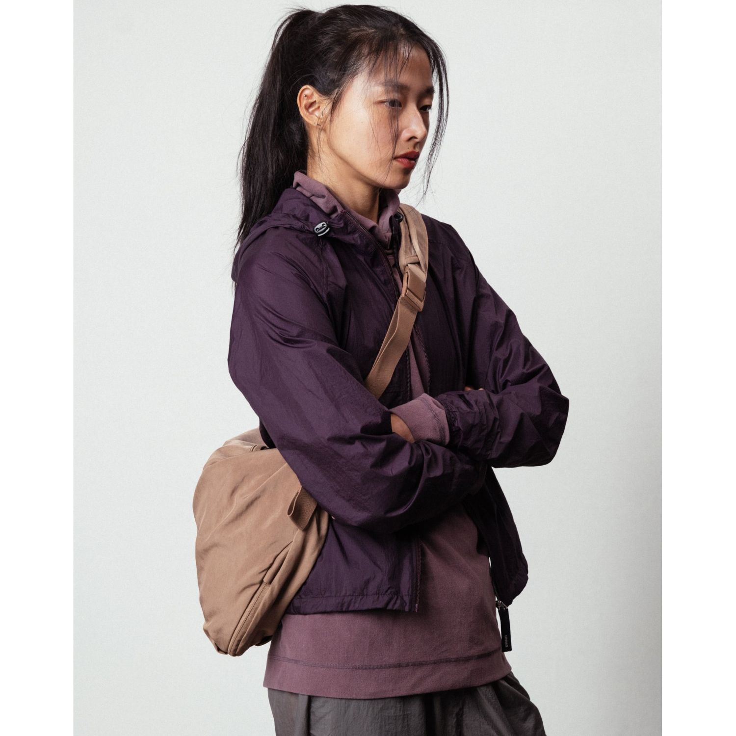 Db Ramverk Pro Sling Bag 24L, Affogato Brown