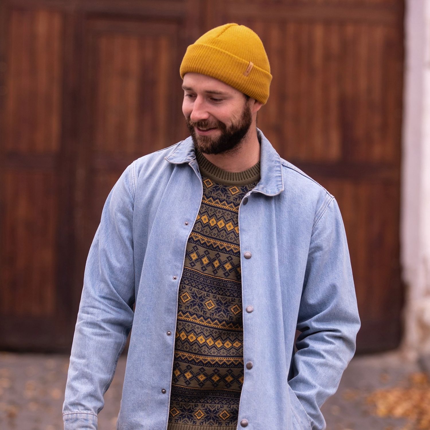 Kama Levi, gorro, amarillo
