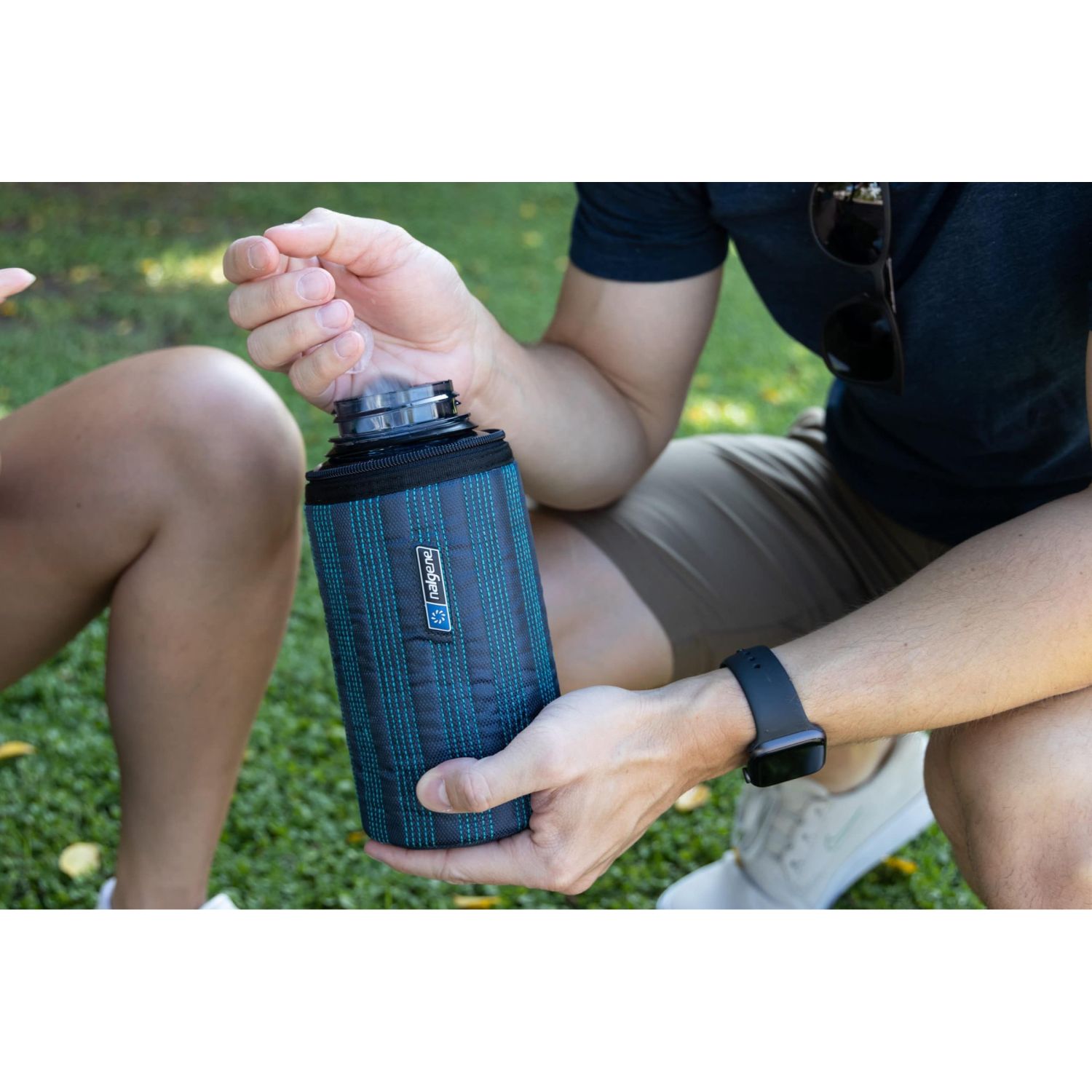 Nalgene Insulated Bottle Sleeve, 1000 ml, New Blue