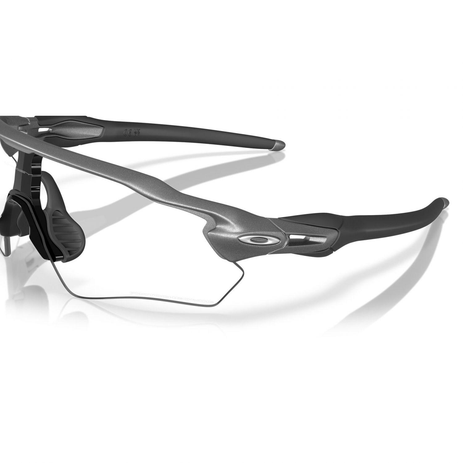Oakley Radar EV Path S, oceľ